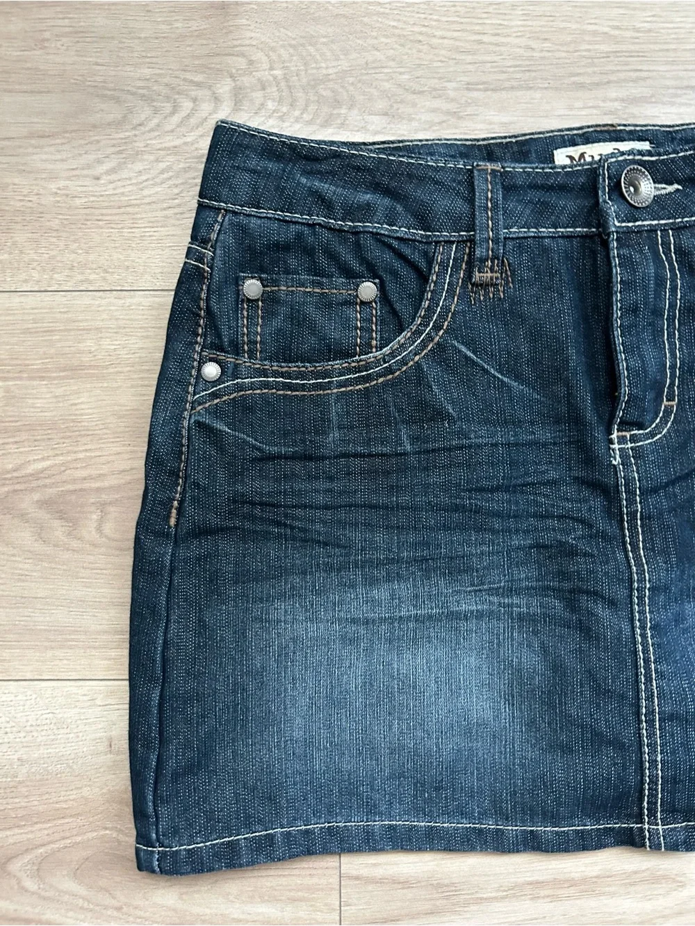 2011 Girls Mudd Dark Blue Denim Mini Skirt with Contrast Stitching